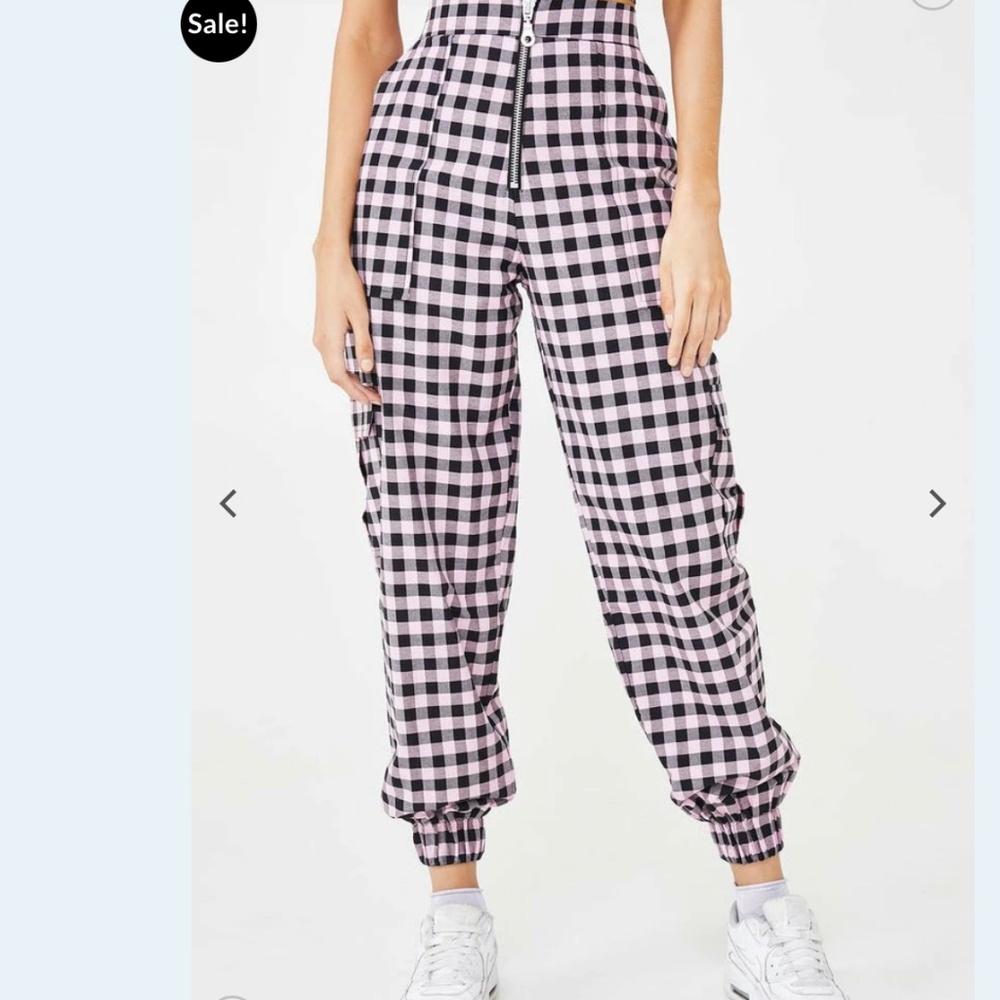 🎶 NWOT the ragged priest hipster Gen Z plaid pink black pants with zipper - Picture 3 of 8